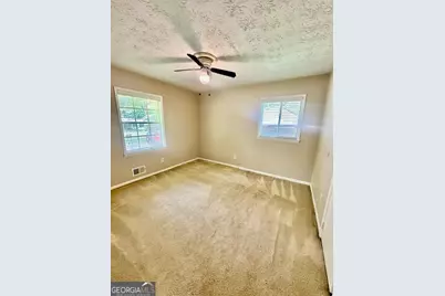10178 Top Tree Court, Jonesboro, GA 30238 - Photo 9