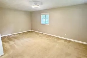 10178 Top Tree Ct, Jonesboro, GA 30238 - Photo 3