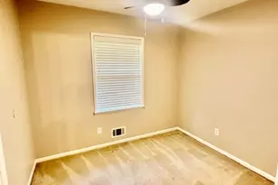 10178 Top Tree Ct, Jonesboro, GA 30238 - Photo 7