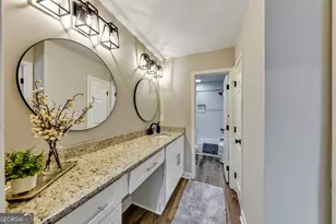 1018 Falling Valley Ct SE, Smyrna, GA 30080 - Photo 15