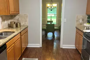 205 Kingswood Dr, Fayetteville, GA 30215 - Photo 7