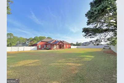211 Broad Meadows Road, Dublin, GA 31021 - Photo 7