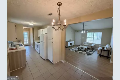 122 Oriole Drive, Jonesboro, GA 30238 - Photo 17