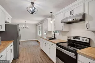 108 Gordon St, Greensboro, GA 30642 - Photo 3