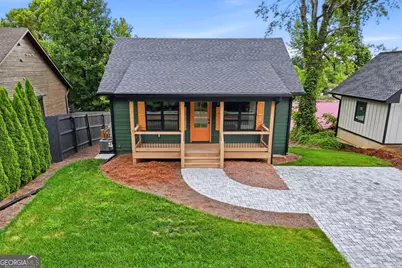 318 E Second Street, Blue Ridge, GA 30513 - Photo 3