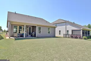525 Hazelnut Dr, Peachtree City, GA 30269 - Photo 49