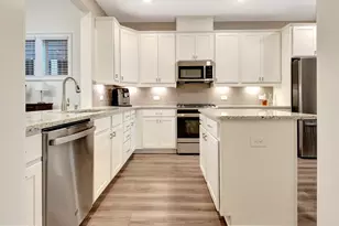525 Hazelnut Dr, Peachtree City, GA 30269 - Photo 5