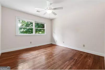 208 Midvale Drive NE, Atlanta, GA 30342 - Photo 15