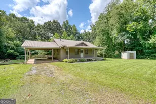 723 Bugscuffle Rd, Hiawassee, GA 30546 - Photo 1