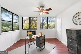 73 Montre Square, Atlanta, GA 30327 - Photo 5