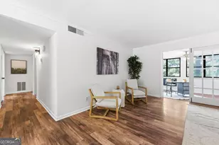 73 Montre Square, Atlanta, GA 30327 - Photo 13