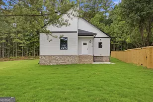 133 Washington St, Dalton, GA 30721 - Photo 1