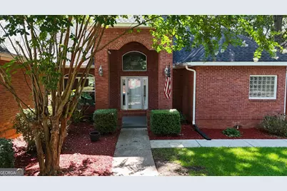 111 Charleston Court, Warner Robins, GA 31088 - Photo 3