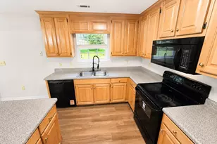 102 Westwood Dr, Griffin, GA 30223 - Photo 13