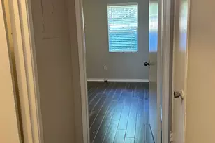 1292 Crystal Lake Rd, College Park, GA 30349 - Photo 9