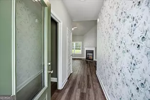 122 Delray Cir, Griffin, GA 30224 - Photo 3