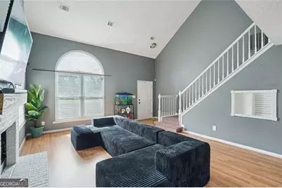 2100 Green Tree Court, Lithonia, GA 30058 - Photo 7