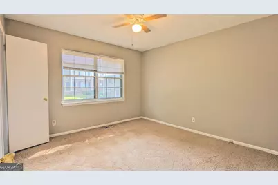 1235 Riverside Drive #F5, Gainesville, GA 30501 - Photo 11
