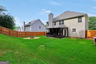 81 St Charles Pl, Sharpsburg, GA 30277 - Photo 17