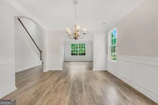 81 St Charles Pl, Sharpsburg, GA 30277 - Photo 5