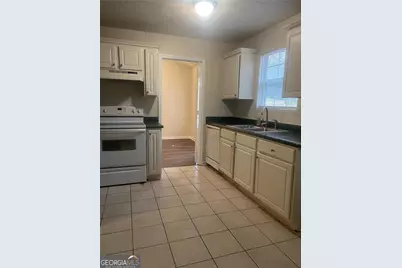4957 N Redan Circle, Stone Mountain, GA 30088 - Photo 5