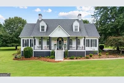 10 Highland Park Drive, Sharpsburg, GA 30277 - Photo 1