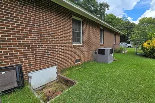 223 Meadowridge Dr, Warner Robins, GA 31093 - Photo 3