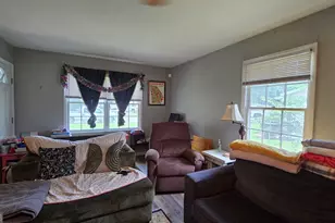 223 Meadowridge Dr, Warner Robins, GA 31093 - Photo 13