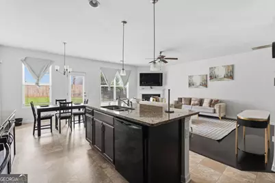 565 Dasheill Lane, Atlanta, GA 30349 - Photo 9