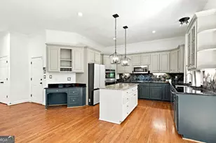 5170 Deerlake Dr, Alpharetta, GA 30005 - Photo 11
