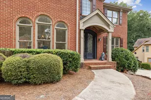 5170 Deerlake Dr, Alpharetta, GA 30005 - Photo 3