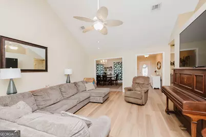 232 Sheffield Way, Warner Robins, GA 31088 - Photo 3