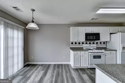9210 Friarbridge Drive, Suwanee, GA 30024 - Photo 17