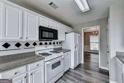 9210 Friarbridge Drive, Suwanee, GA 30024 - Photo 21