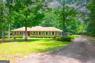 240 Plumfield Dr, Pine Mountain, GA 31822 - Photo 1