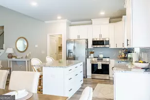 398 Sunset Dr, Statham, GA 30666 - Photo 5
