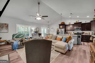 237 N Point Circle, Hartwell, GA 30643 - Photo 5
