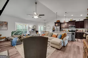 237 North Point Cir, Hartwell, GA 30643 - Photo 5