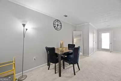 6690 Villa Court, Lithonia, GA 30038 - Photo 9