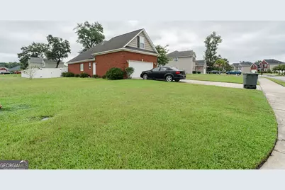 601 Red Oak Lane, Hinesville, GA 31313 - Photo 3