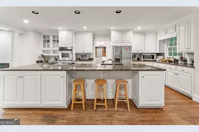 2986 Mornington Drive NW, Atlanta, GA 30327 - Photo 9