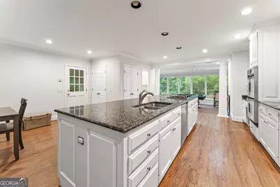 2986 Mornington Drive NW, Atlanta, GA 30327 - Photo 11
