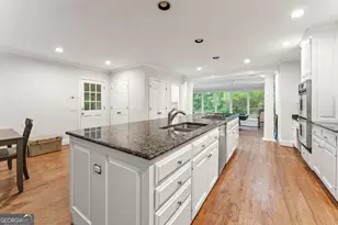 2986 Mornington Dr NW, Atlanta, GA 30327 - Photo 11