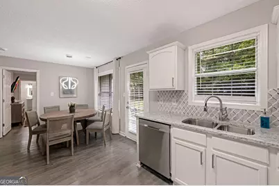 6839 Sandy Creek Drive, Riverdale, GA 30274 - Photo 11