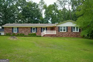 307 Pinewood Dr, Dublin, GA 31021 - Photo 1