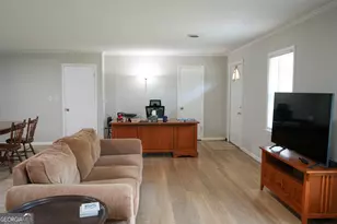 307 Pinewood Dr, Dublin, GA 31021 - Photo 7