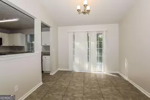 1361 Wrens Ct, Jonesboro, GA 30238 - Photo 7