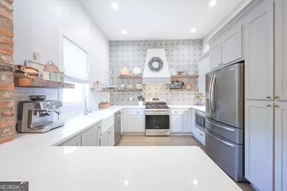 1585 Mercer Avenue, College Park, GA 30337 - Photo 3