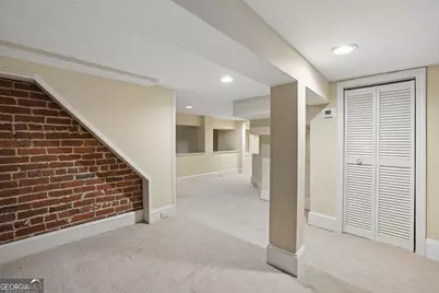 2840 Peachtree Road NE # 108, Atlanta, GA 30305 - Photo 15