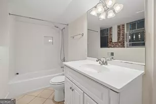 2840 Peachtree Rd NE, Atlanta, GA 30305 - Photo 19